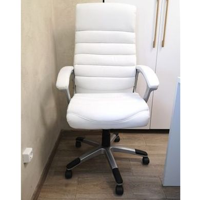 Крісло офісне Q-087 Білий SIGNAL